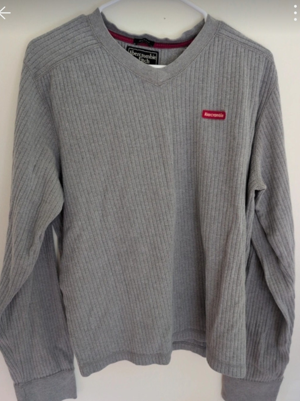 Y2K Abercrombie & Fitch Light Gray Ribbed V-Neck Sweater with Red Logo - Picture 1 of 4